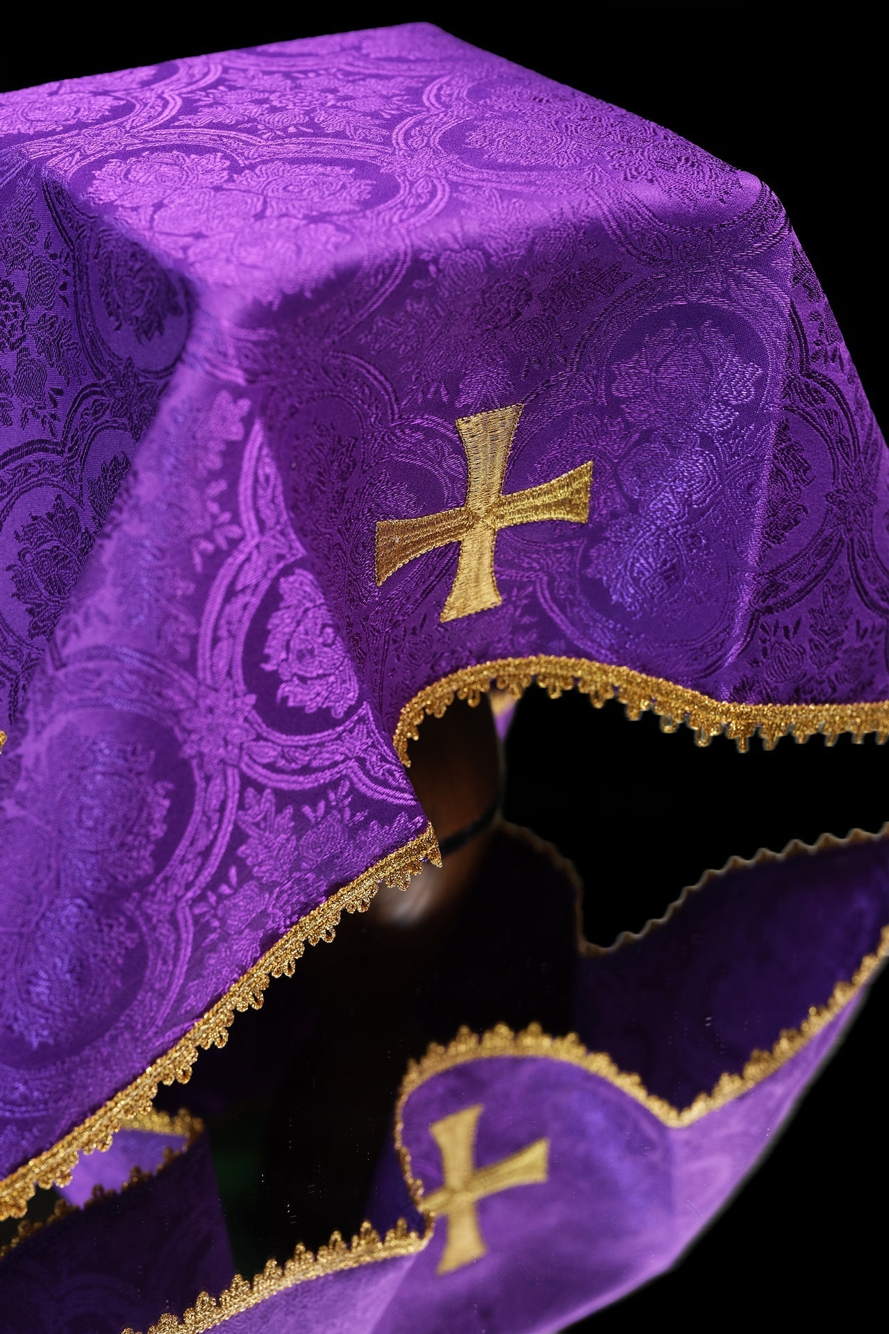 Set aus Jacquard-Kelchschleiern in vier liturgischen Farben - MESSGEWANDER.DE