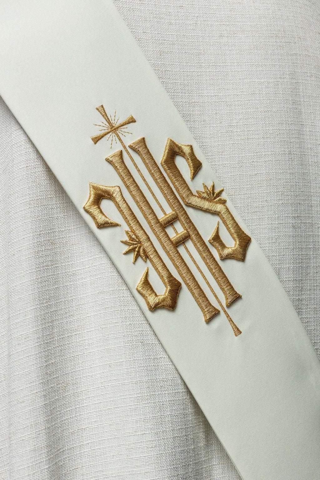 Stuła Diakońska haftowana IHS z Krzyżem