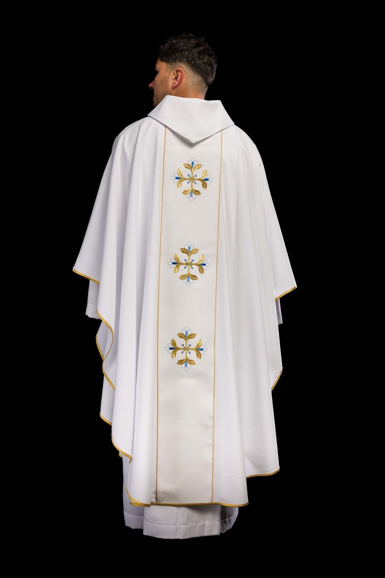Weißes marianisches liturgisches Messgewand mit Gürtel - MESSGEWANDER.DE
